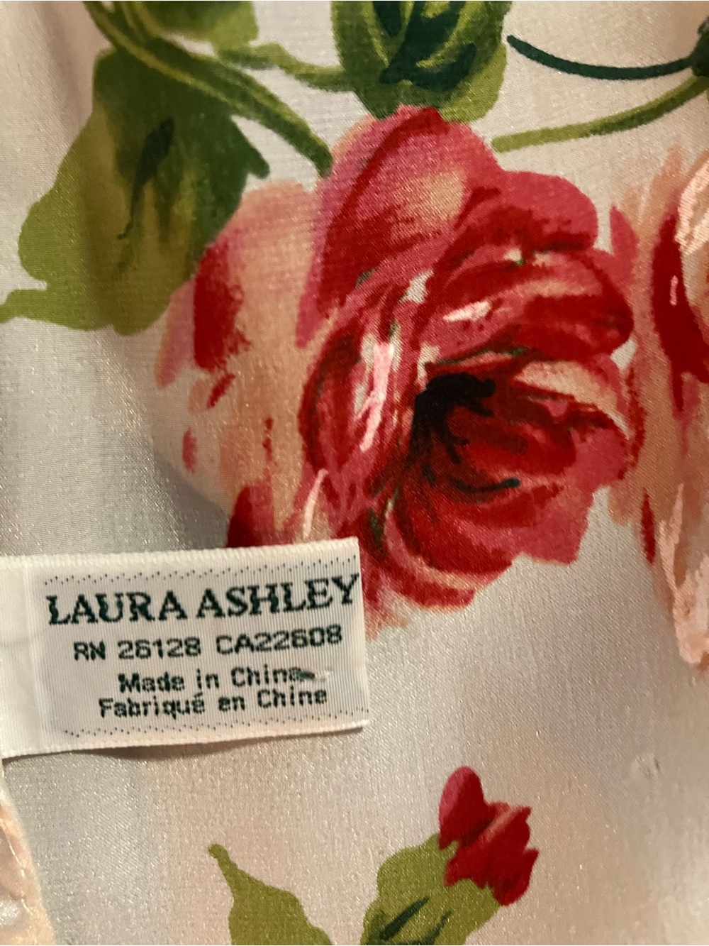 New Laura Ashley Cream Silk Scarf with Red and Green Rose Print - Picture 4 of 5